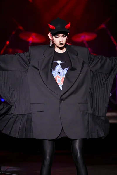 Look 51